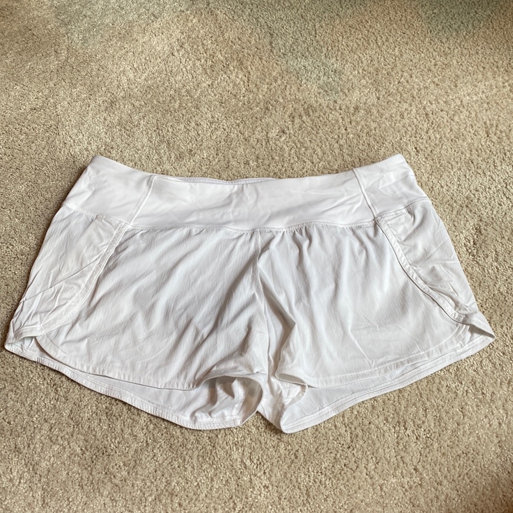 LULULEMON Speed Up Low Shorts
